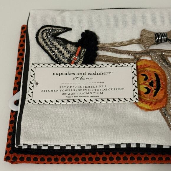 New Cupcakes and Cashmere “The Witch Is In” Halloween Kitchen Towels Set of 3 - Picture 5 of 5